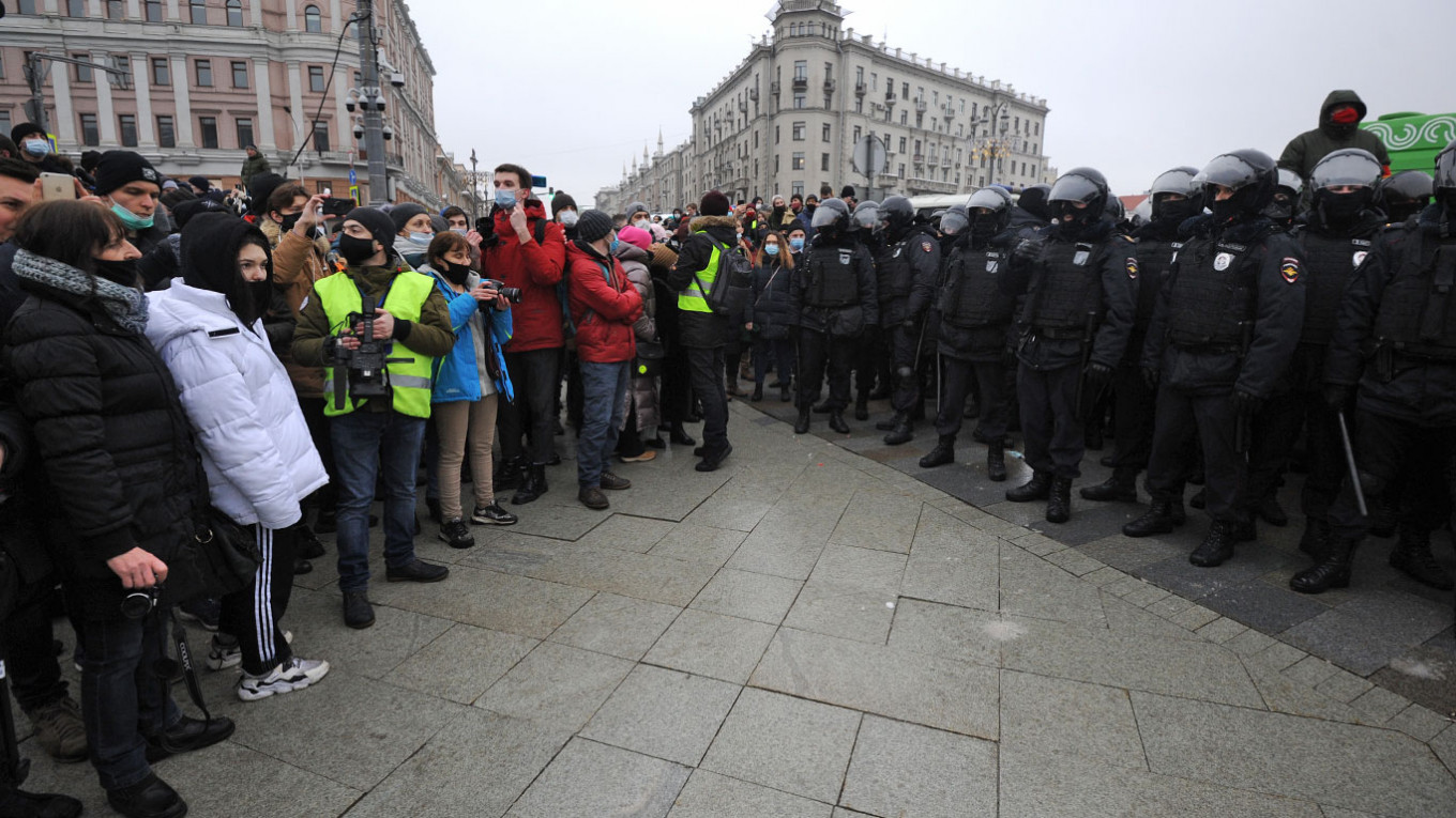 Ambassadory Vtimes O Dele Navalnogo I O Tom K Chemu Mogut Privesti Protesty Vtimes