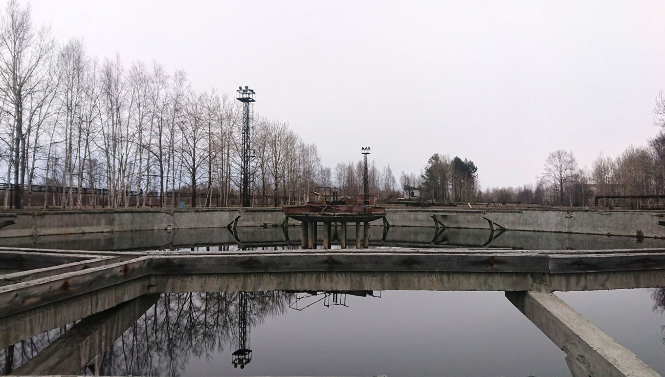 
				Отремонтированные очистные, куда перекачали часть загрязненной жидкости				 				Фото: Екатерина Мереминская / VTimes			