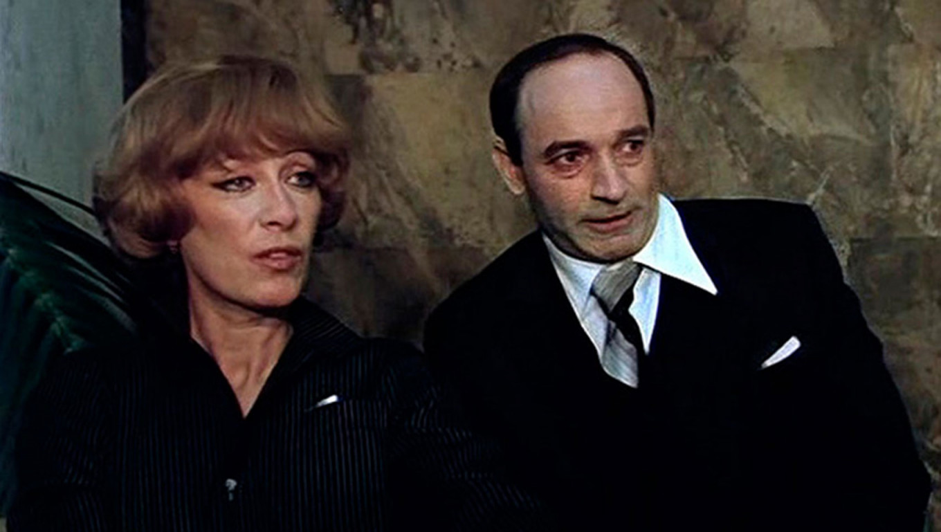 Сатанеев в фильме «Чародеи», 1982
