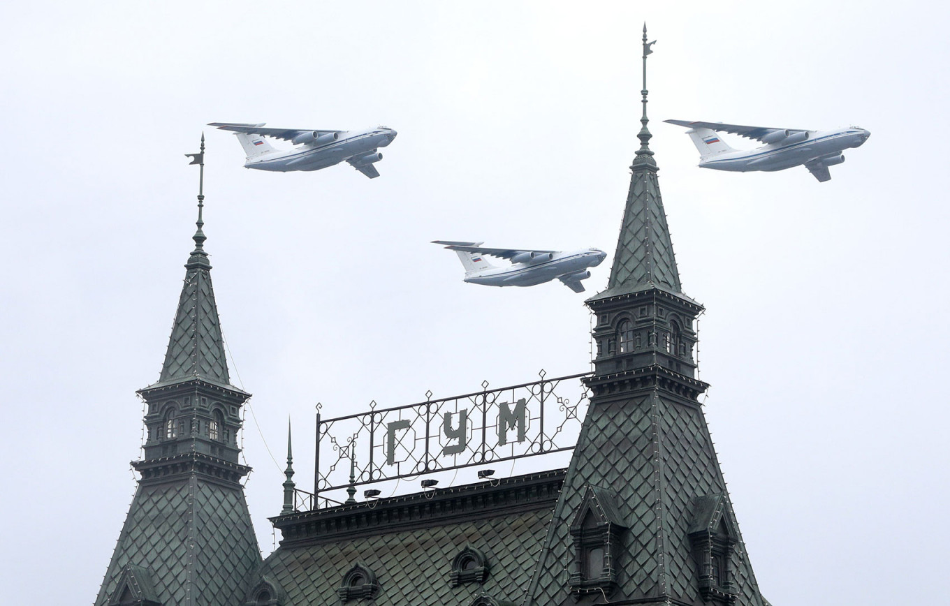 Авиационная часть парада в честь 76-й годовщины Победы в Великой Отечественной войне