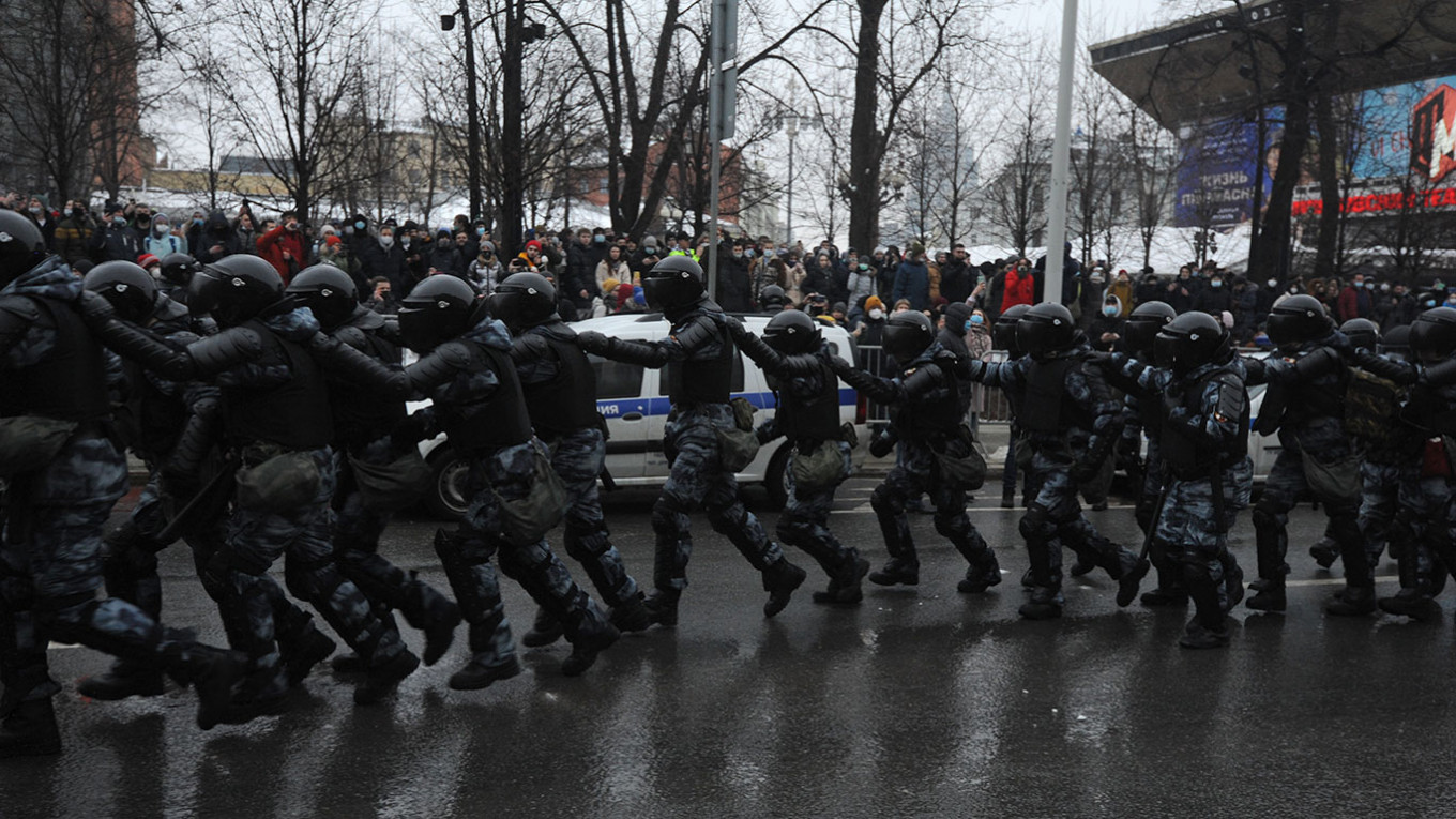 Как начинались и чем закончились митинги в поддержку ...