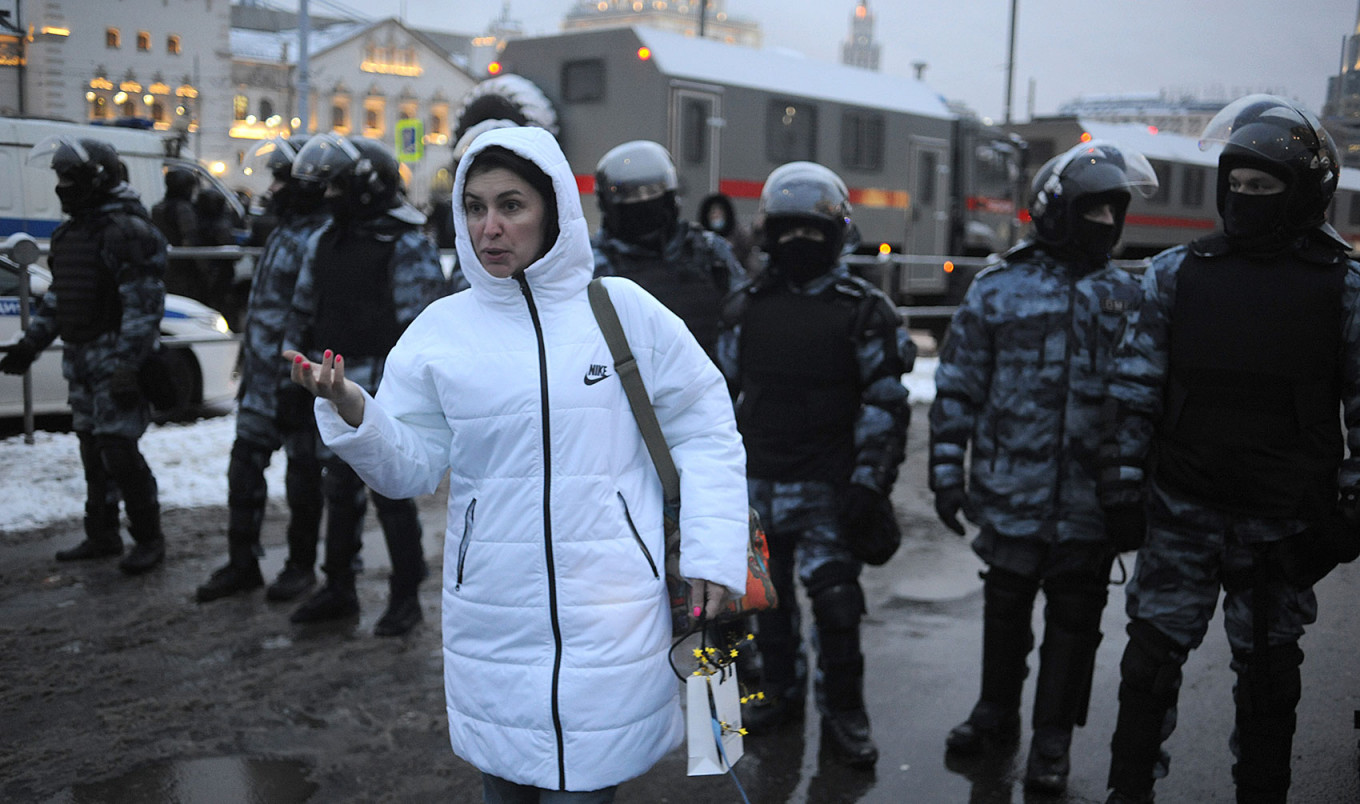 Комсомольская площадь