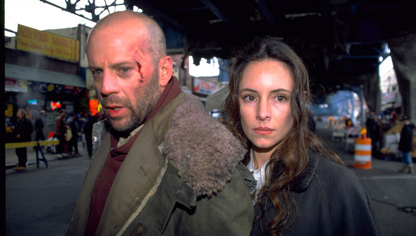 Кадр из фильма «12 обезьян» (1995)
