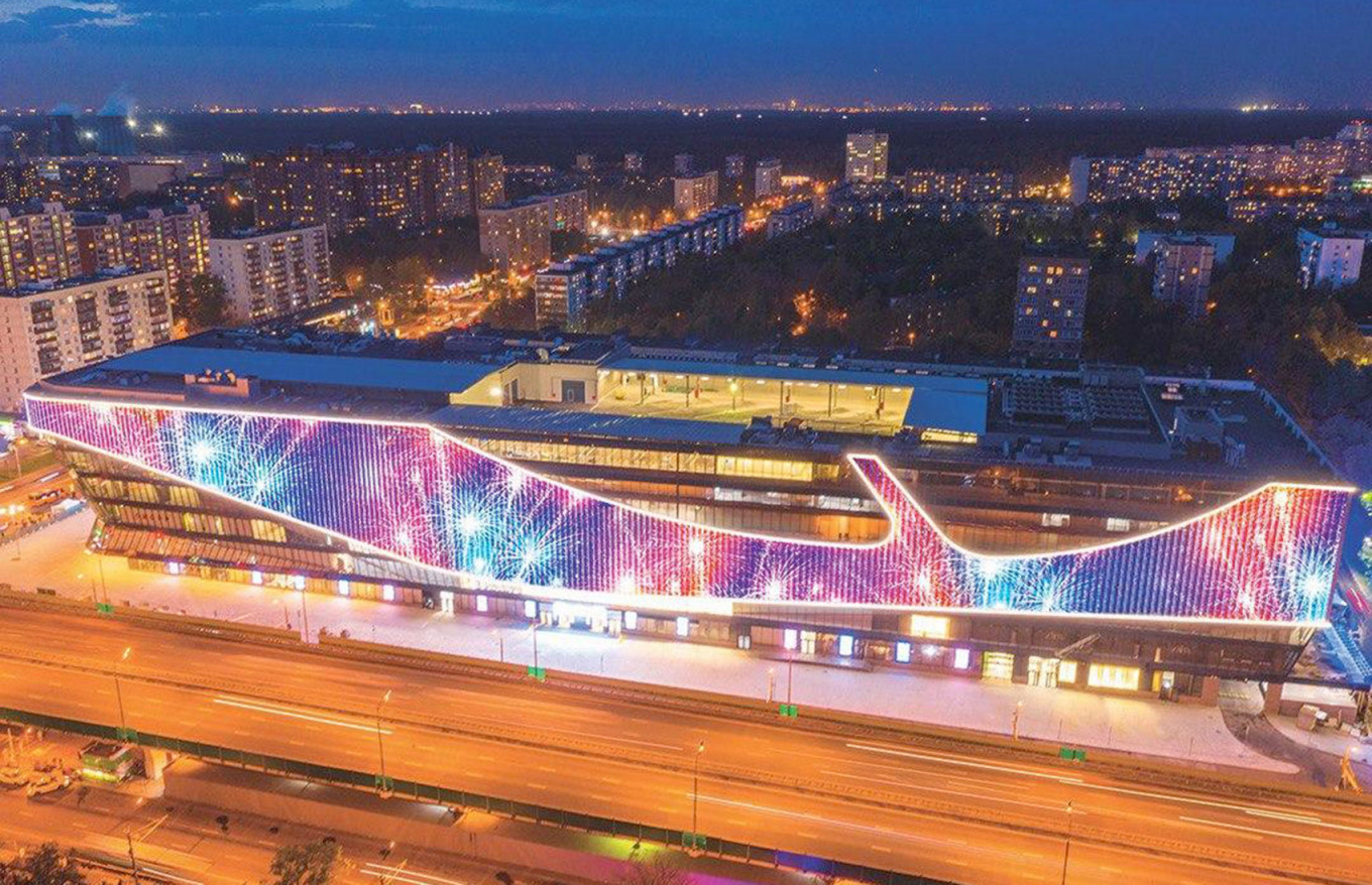 Весь комплекс сможет обслуживать более 200 000 человек в сутки. Ежедневно с автовокзала будут отправляться 216 междугородних рейсов, ожидается более 1 млн пассажиров в год