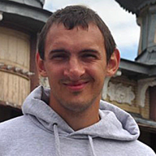 Евгений Иванов