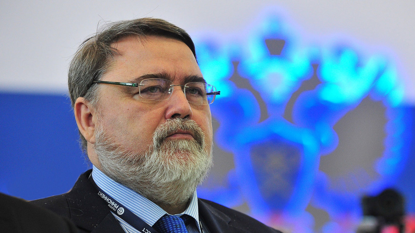 Игорь Артемьев.