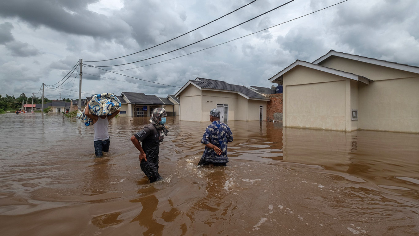 Наводнение в Индонезии
