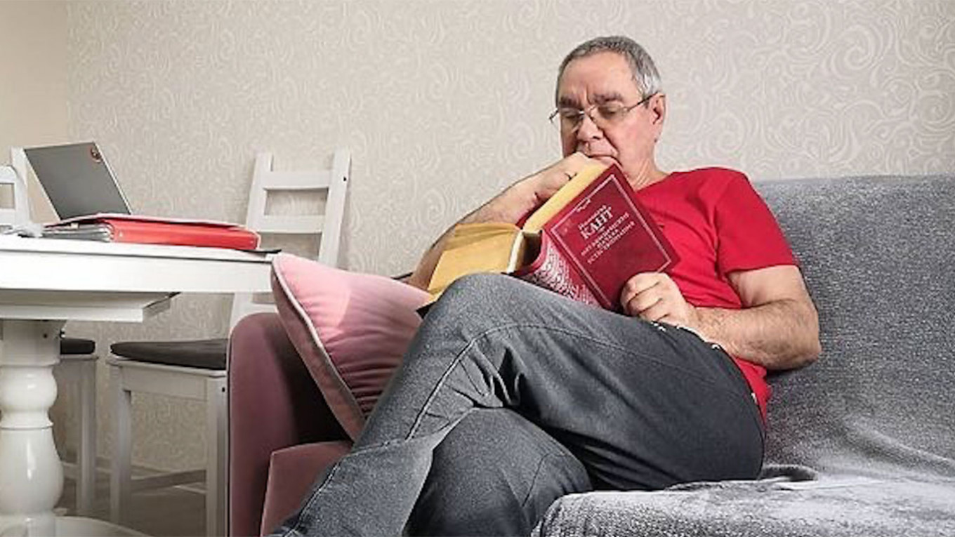 Юрий Жданов