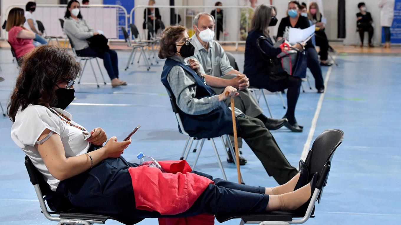 Вакцинация от коронавируса в Скопье