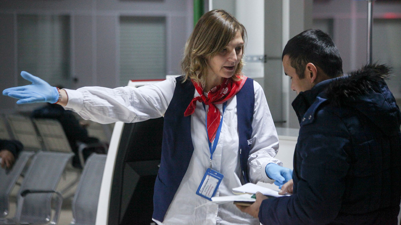 Многофункциональный миграционный центр в деревне Сахарово