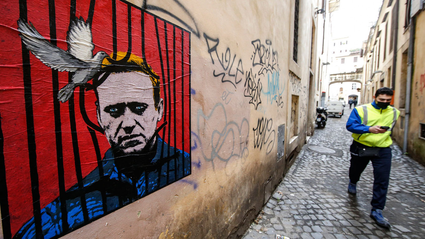 Граффити стрит-арт художника Гарри Греба в Риме