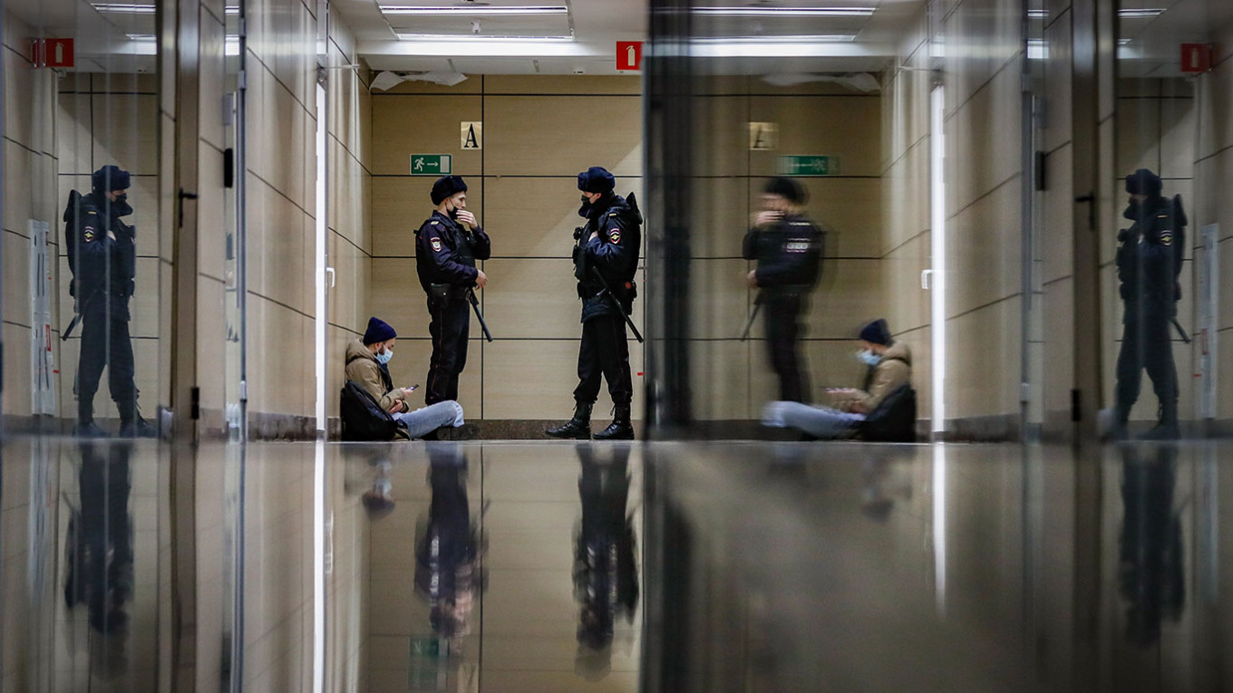 Обыск в московском офисе ФБК