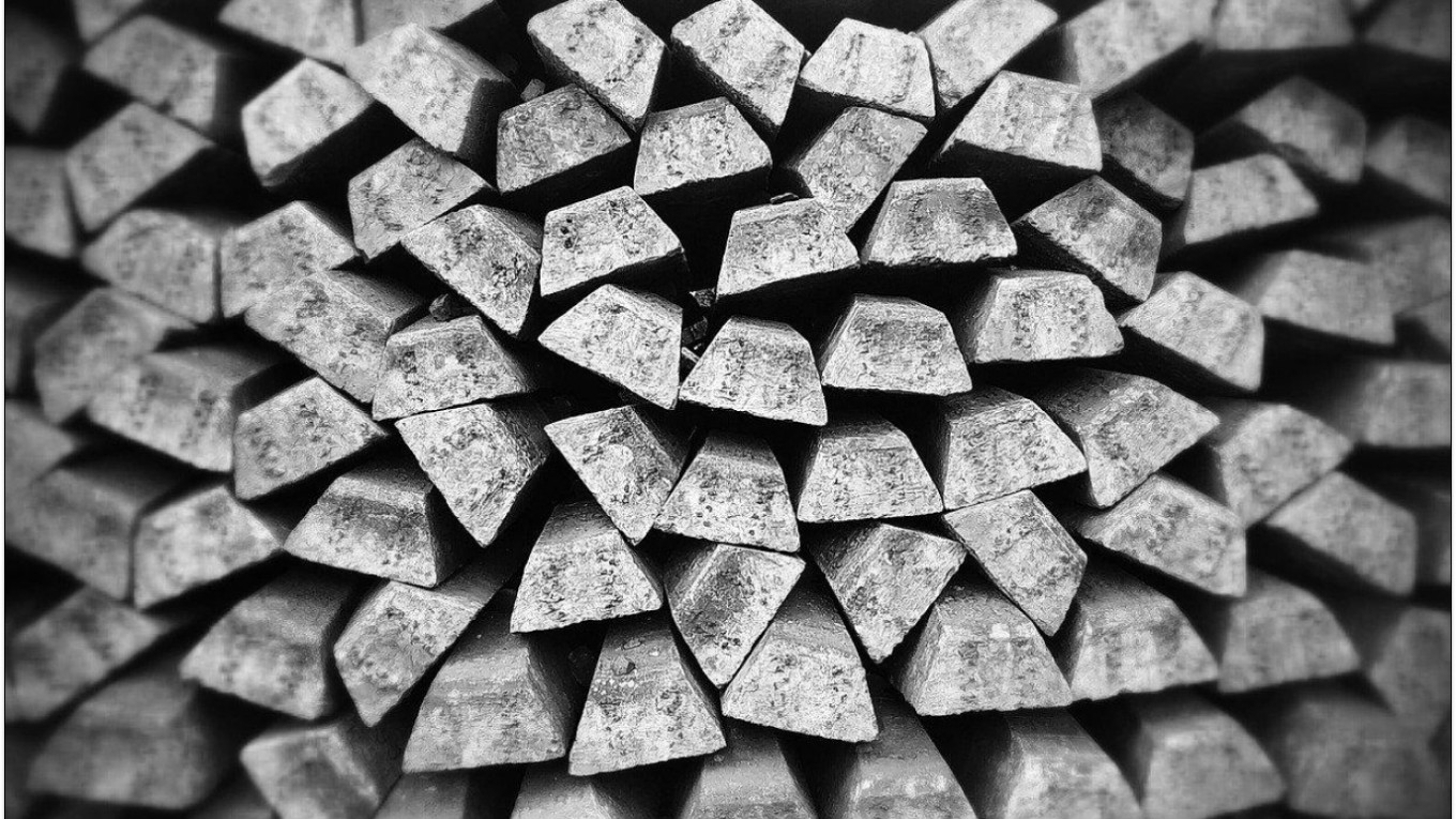 Серебряные слитки