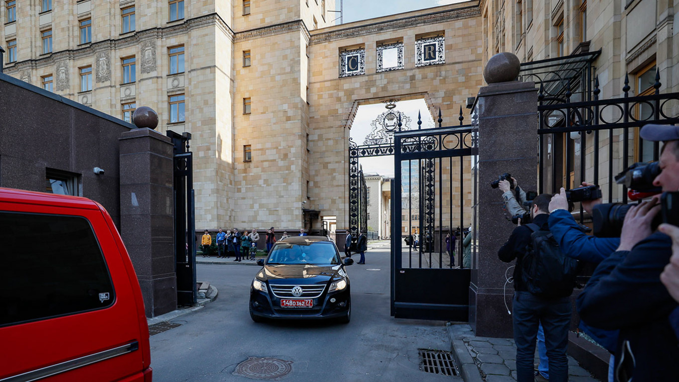 Высылка 20 чешских дипломатов из Москвы 