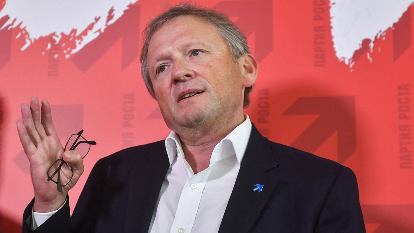 Борис Титов