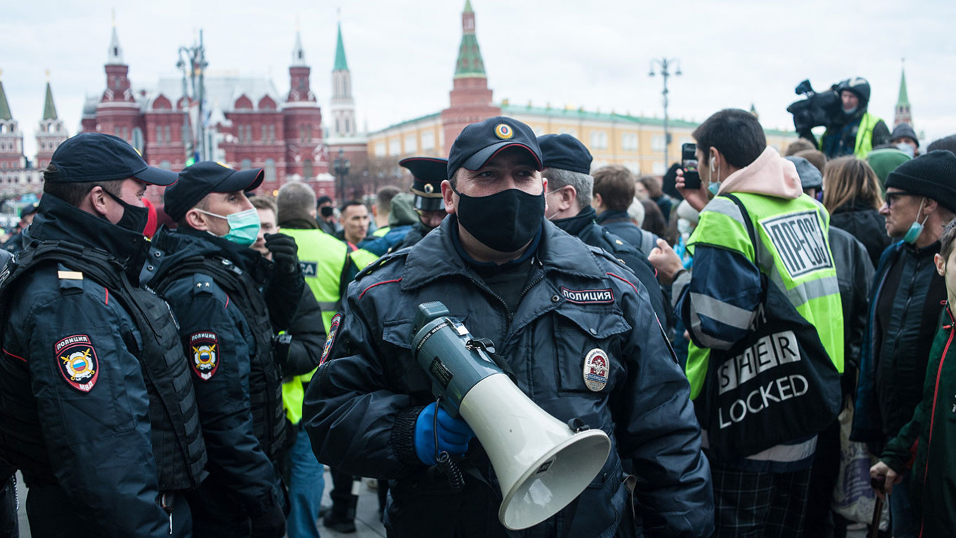 Митинг в поддержку Алексея Навального 21 апреля в Москве
