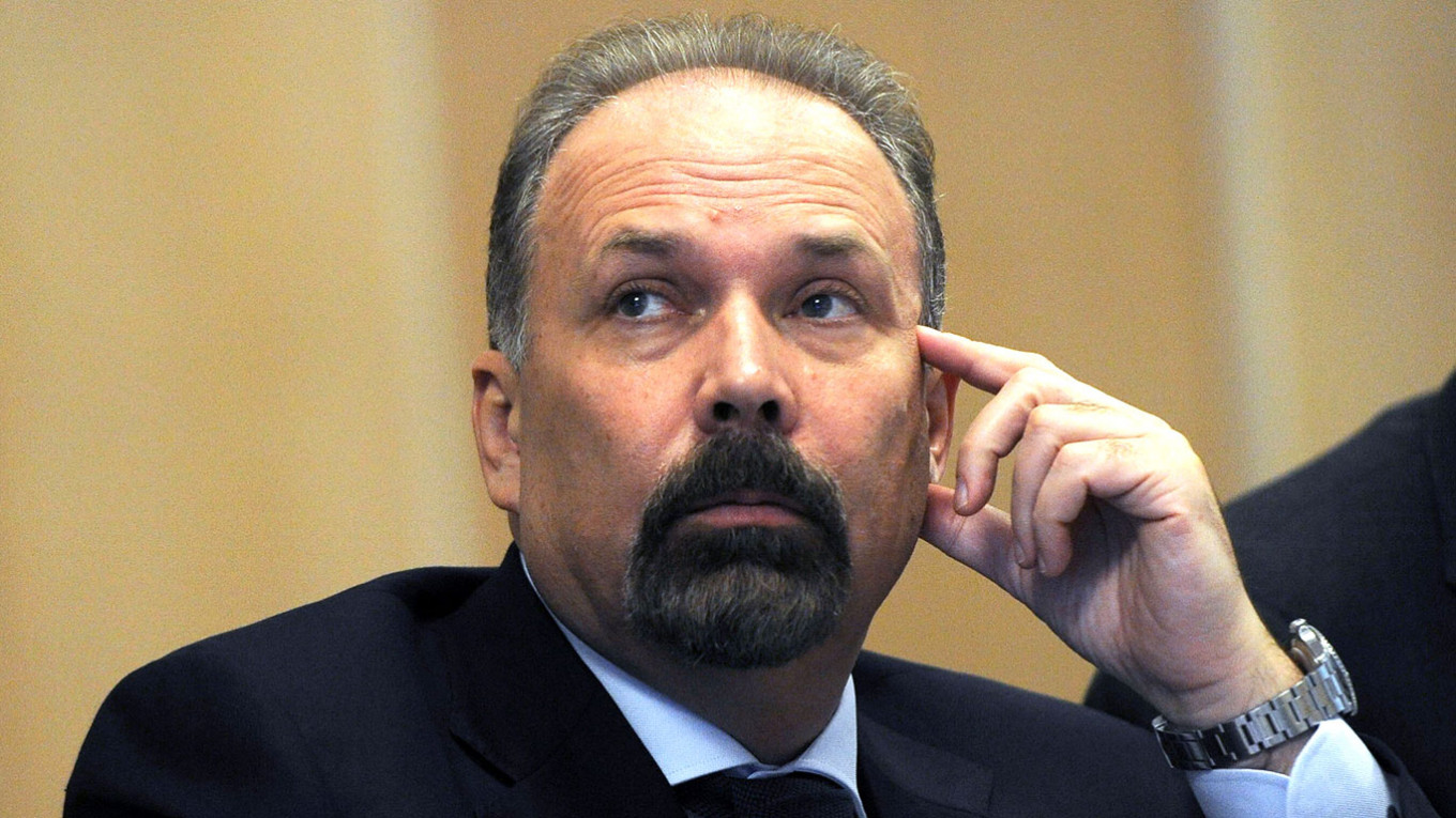 Михаил Мень 